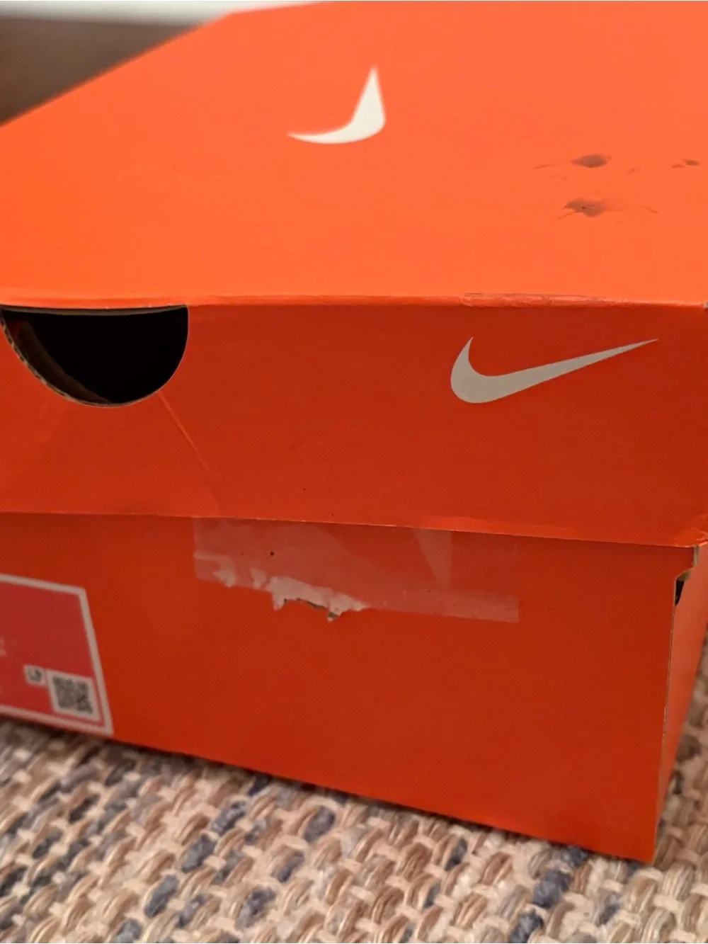 Nike kids golf shoes. Boys or girls. size 4